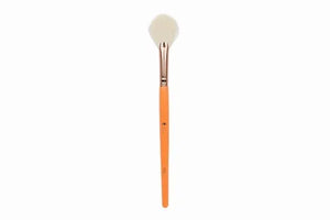 IBRA Fresh Brush No. 06 for applying highlighter and blush 1pc - Kosmetika